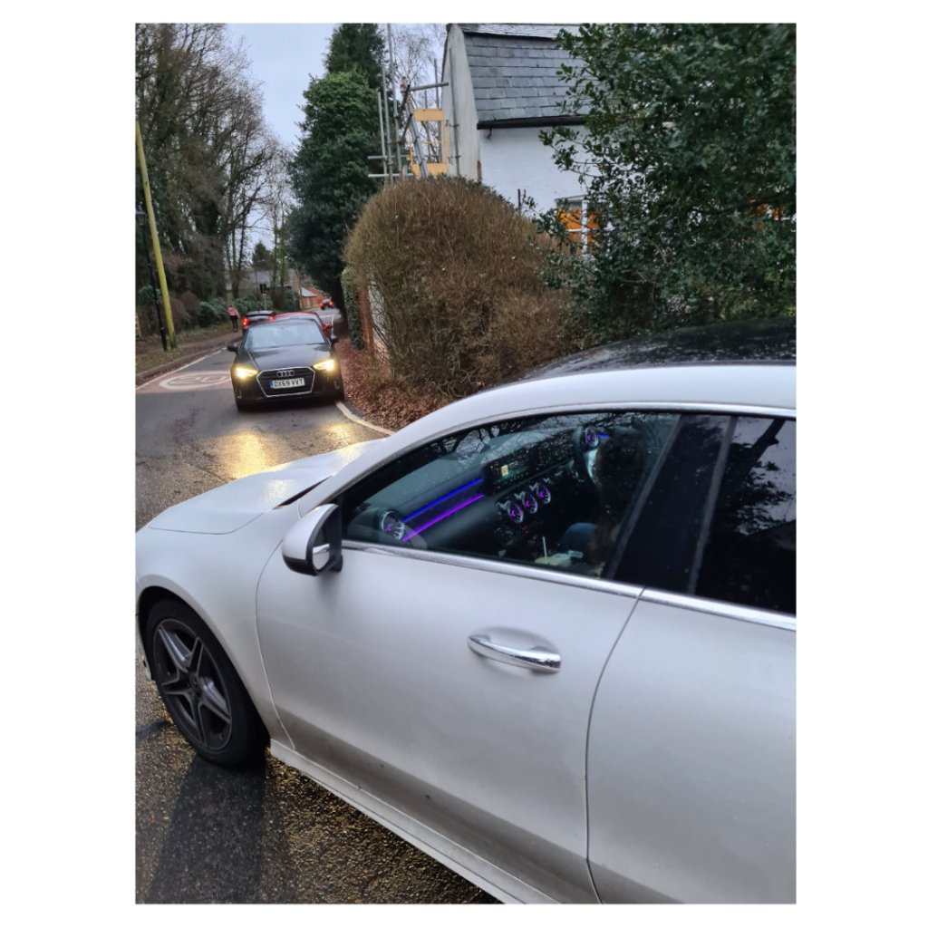 showing challenging traffic on Walton Road bend